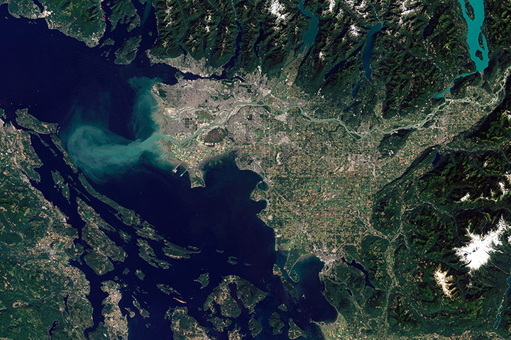 Satellite Eye on Earth: the Fraser River in Vancouver , Canada