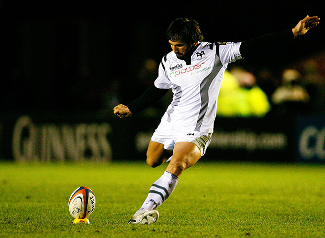 rise and fall of Henson: Gavin Henson kicks for goal