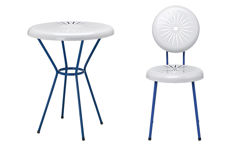 Garden Spring Wishlist: Garden Spring Wishlist: Table and Chairs