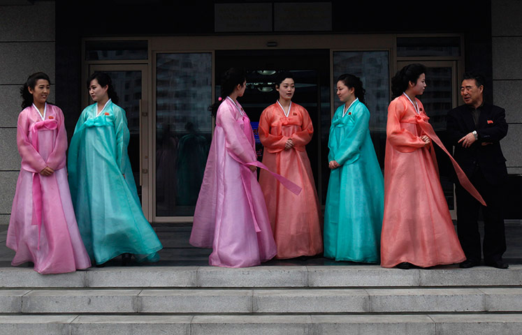 Longer view: Women in traditional Korean costume