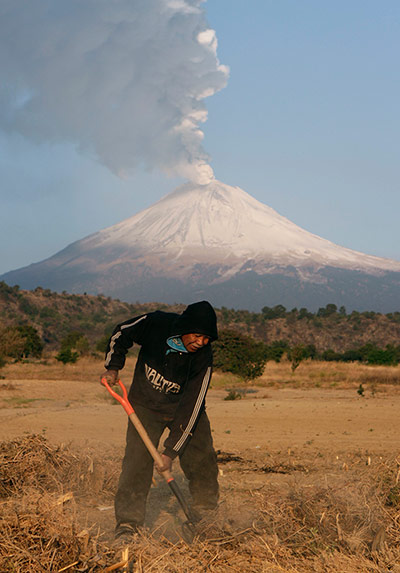 Popocatepetl volcano: Popocatepetl volcano