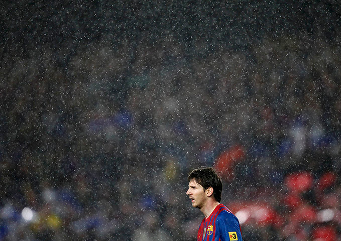 El Clasico update: Leo Messi trudges off the pitch