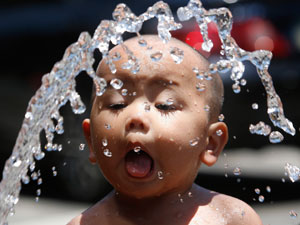 Eyewitness: Manila, Philippines