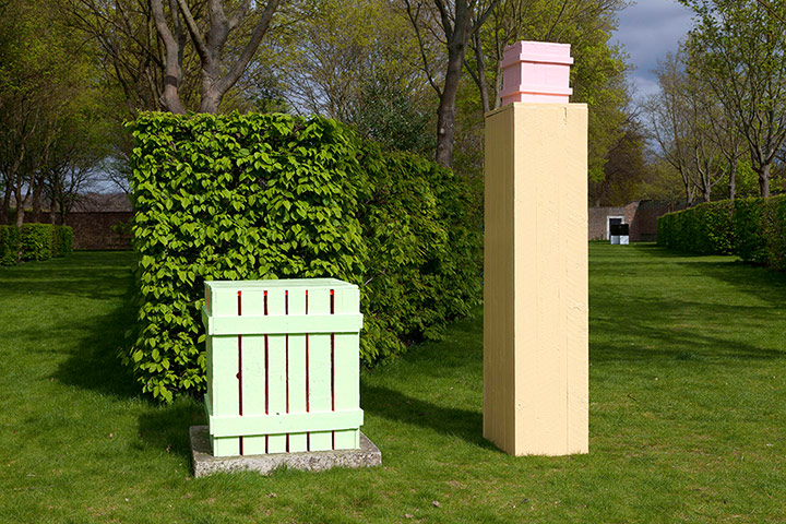 Exhibitionist 2804: Garden of Reason