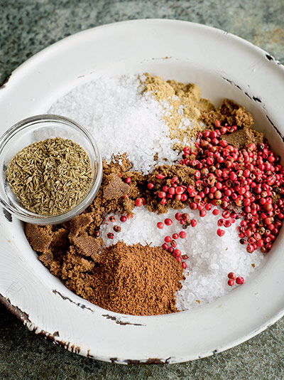 Fennel and maple salmon: Fennel and maple-cured salmon 1