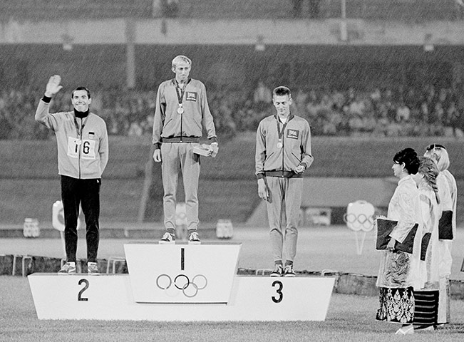 David Hemery: David Hemery and John Sherwood of Great Britain, Gerhard Hennige of Germany