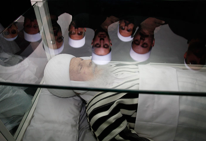 24 Hours: Lebanese Druze men mourn the death of the head of the spiritual council