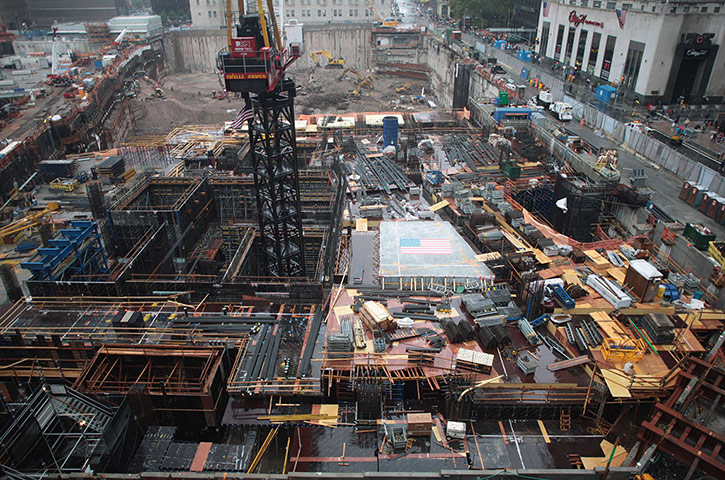 World Trade Centre: 11 September 2009: Ground Zero on the morning of the 8th anniversary