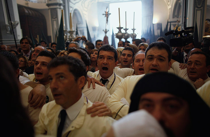 Holy Week: Antonio Banderas as a penitent