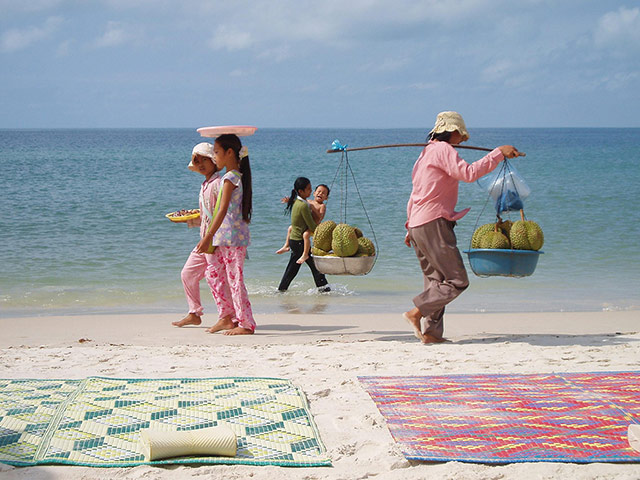 Your Pictures: Reverse: Your Pictures: Reverse - Beach