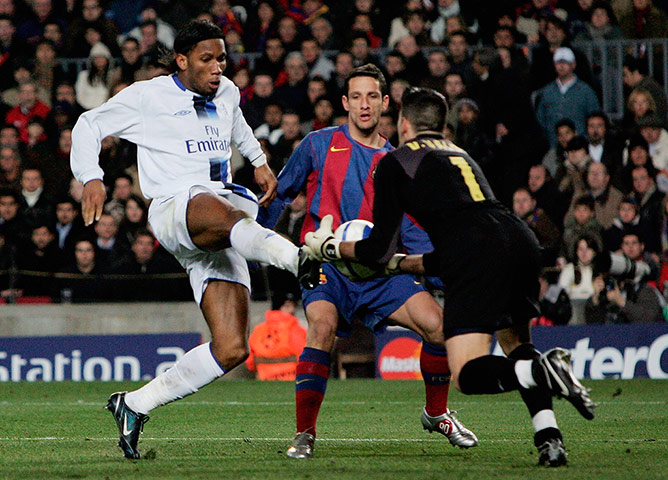 Chelsea v Barcelona: Chelsea's Didier Drogba is sent off after fouling Barcelona's Victor Valdes