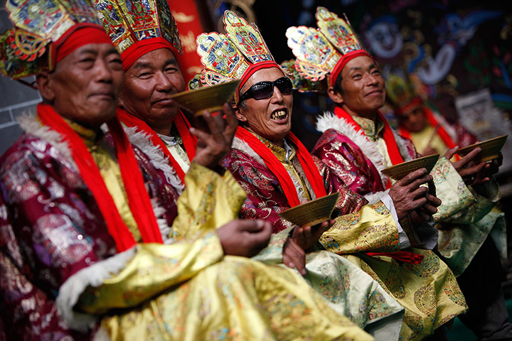 FTA: How Hwee Young: Musicians perform on stage 