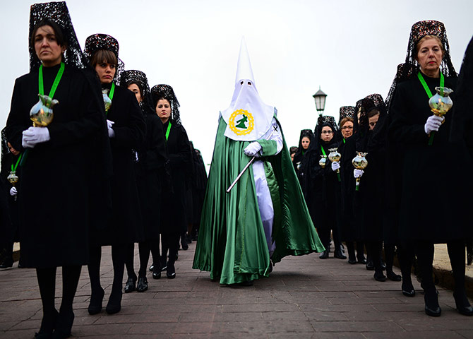Easter: ***BESTPIX***Penitents Celebrate Holy Week In Zamora On Jueves Santo