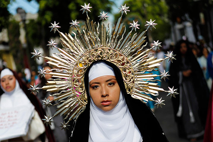 24 hours: A penitent, dressed as the Virgin Mary