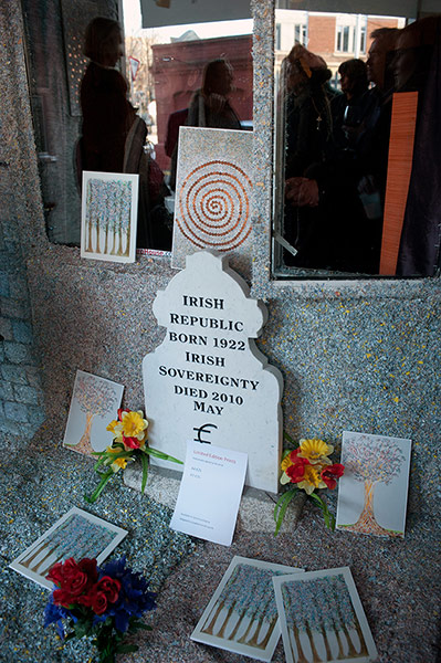 Billion Euro house: Billion Euro House art installation made from 1.4 billion shredded notes