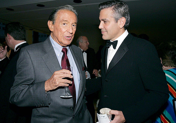 Mike Wallace obit : Mike Wallace obit 