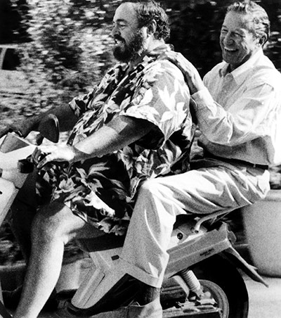 Mike Wallace obit : Mike Wallace obit 