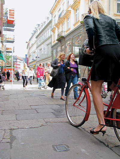 Big Picture, bikes: Big Picture: girl wearing heels on a bike