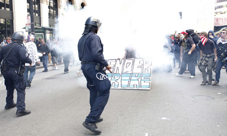 [Image: Police-officers-fire-tear-007.jpg]