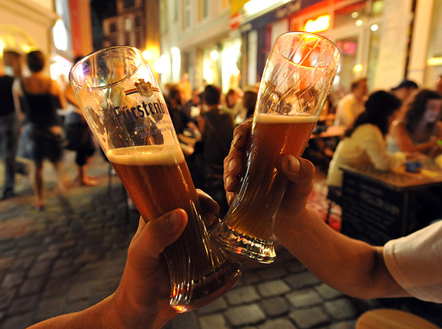 Eurostar Cologne Gallery: Drinkers in the Brüsseler Platz, Cologne
