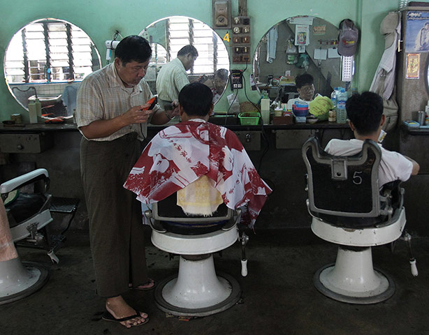 Barber: Barber in Burma