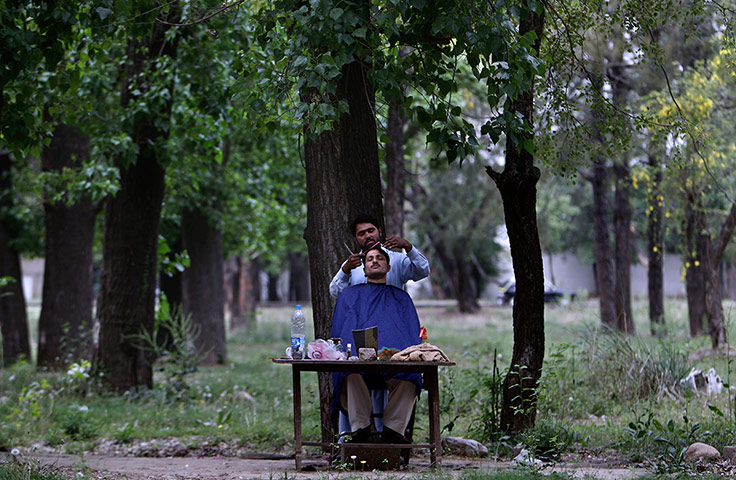 Barber: Barber in Pakistan