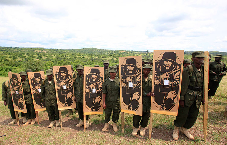 24 hours: Somali government soldiers, dressed in UPDF uniform