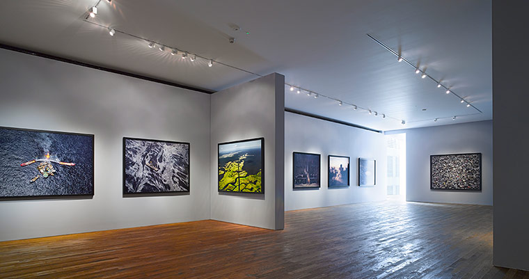 Phtographers' Gallery: Installation image of Burtynsky: OIL