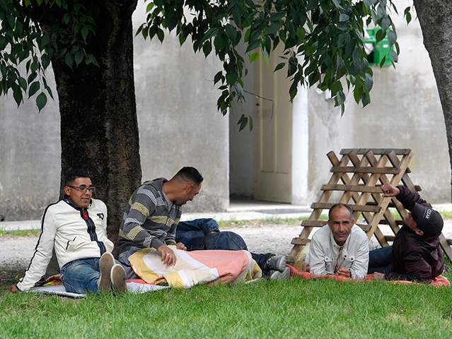 earthquake in italy: People rest outdoors after evacuating their homes in Finale Emilia