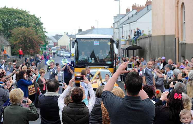 Olympic torch relay day 3: Crowds take pictures of David Follett between Torrington and Bideford