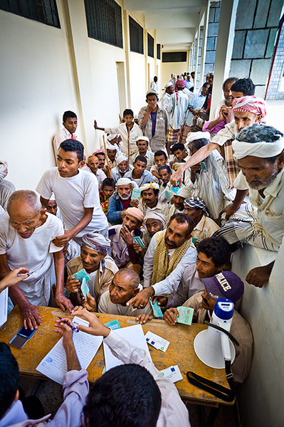 Yemen humanitarian crisis: Oxfam distributes cash transfers