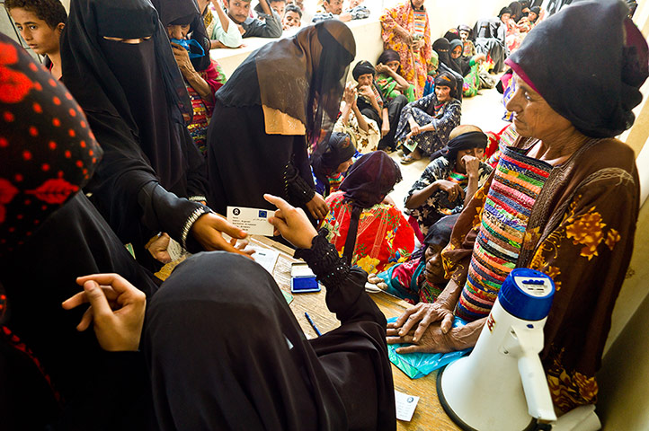 Yemen humanitarian crisis: Oxfam distributes cash transfers