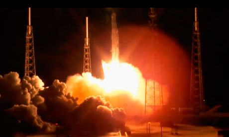 Screen grab of webcast of SpaceX rocket lifting off