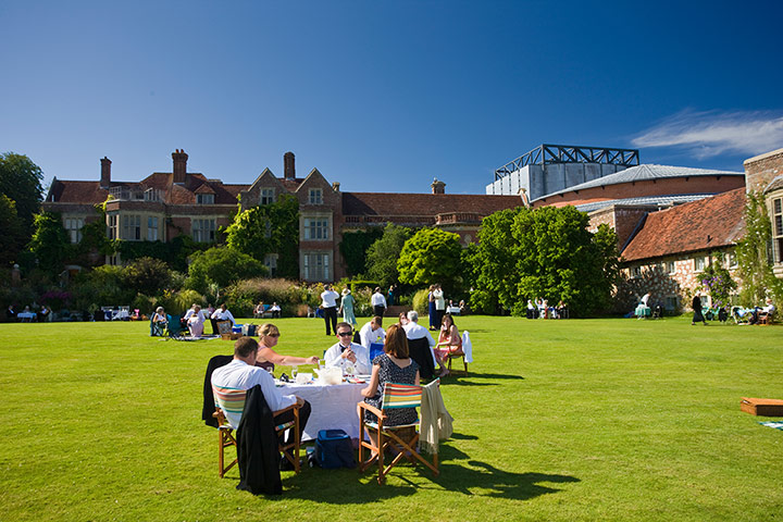 Glyndebourne: Festival goers picnic in the grounds of Glyndebourne Opera House in 2008