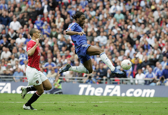top 10 drogba goals: Chelsea's Didier Drogba scores in the 2007 FA Cup Final