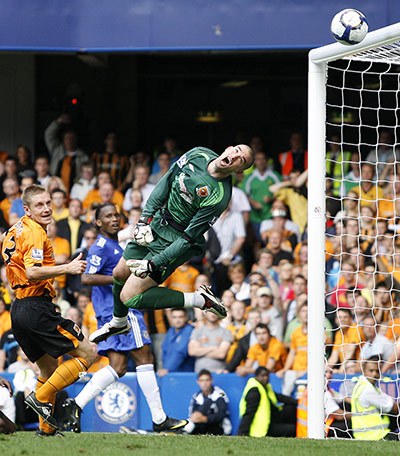 top 10 drogba goals: Chelsea's Didier Drogba scores against Hull City