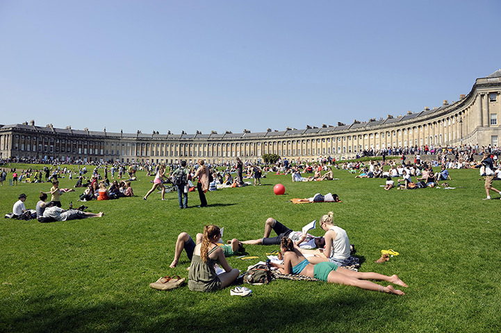 UK heatwave: Spectators waiting at The Royal Crescent in Bath