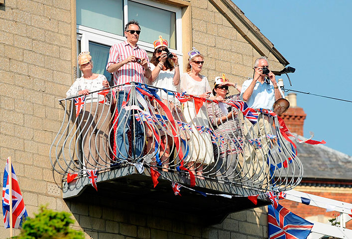 Olympic Torch 5: Olympic torch relay day 5