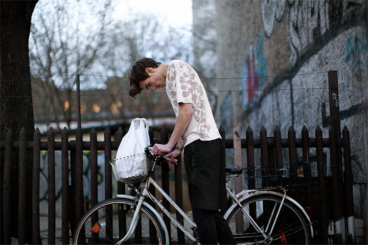 Berlin Fashion: Berlin Fashion: model posing in Berlin