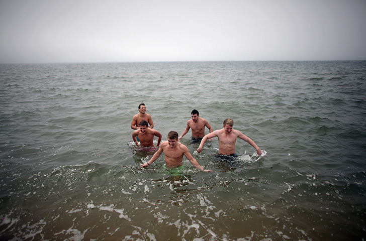 24 hours in pictures: Blackpool Is Immersed In Fog As Large Parts Of The UK Enjoy Warm Weather