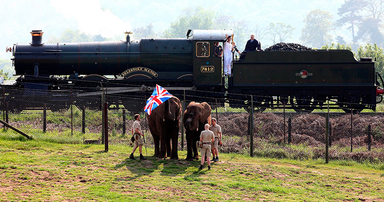 Olympic Torch Relay 6: Olympic Torch Relay: day 6 - in pictures