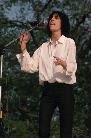 Patti Smith: Patti Smith at End-of-War Rally