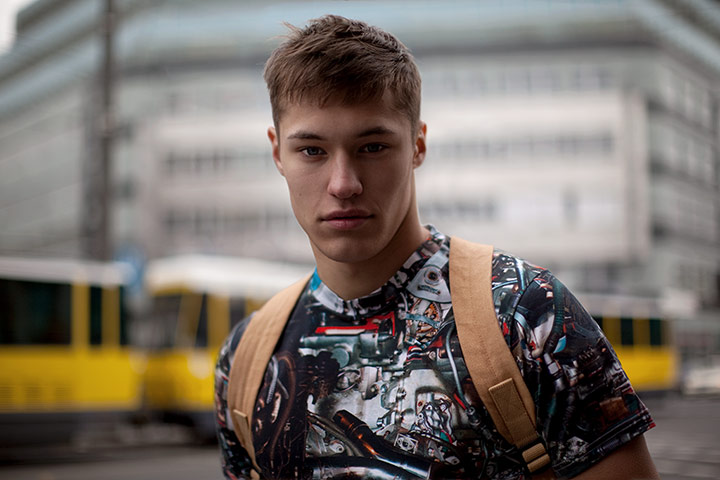 Berlin Fashion: Berlin Fashion: model posing in Berlin