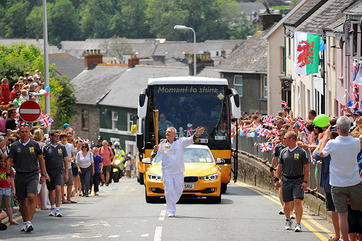 Olympic torch day 9: Olympic torch day 9