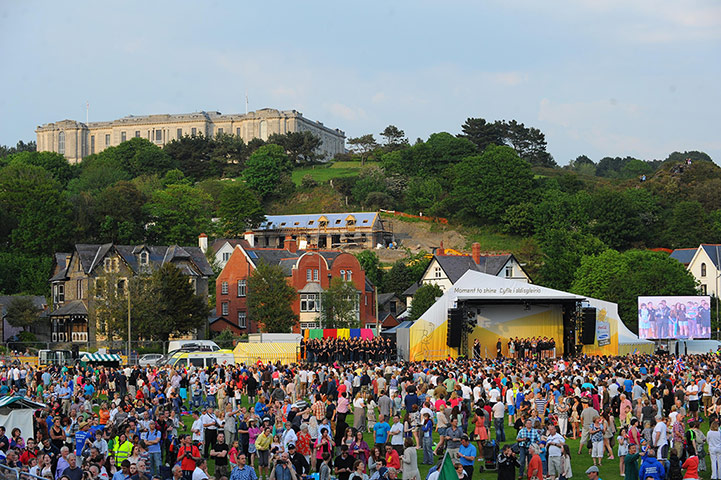 Olympic torch day 9: Olympic torch day 9