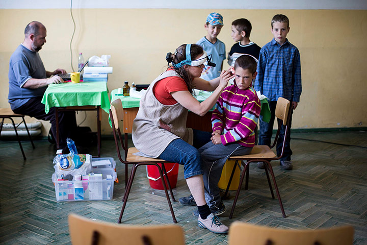 Picture Desk Live: Volunteer Doctors Treat Children in Need