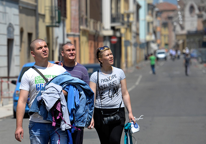 Italy earthquake: People are evacuated from their homes in Mirandola