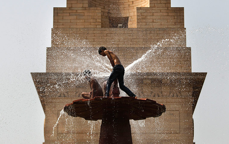 Picture Desk Live: Indian heatwave