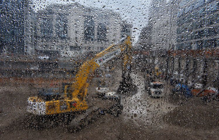 Week in Business: A rain soaked construction site in London