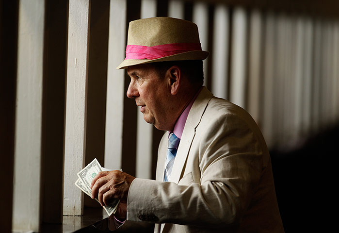 Kentucky Derby: Chuck Kenney places a bet